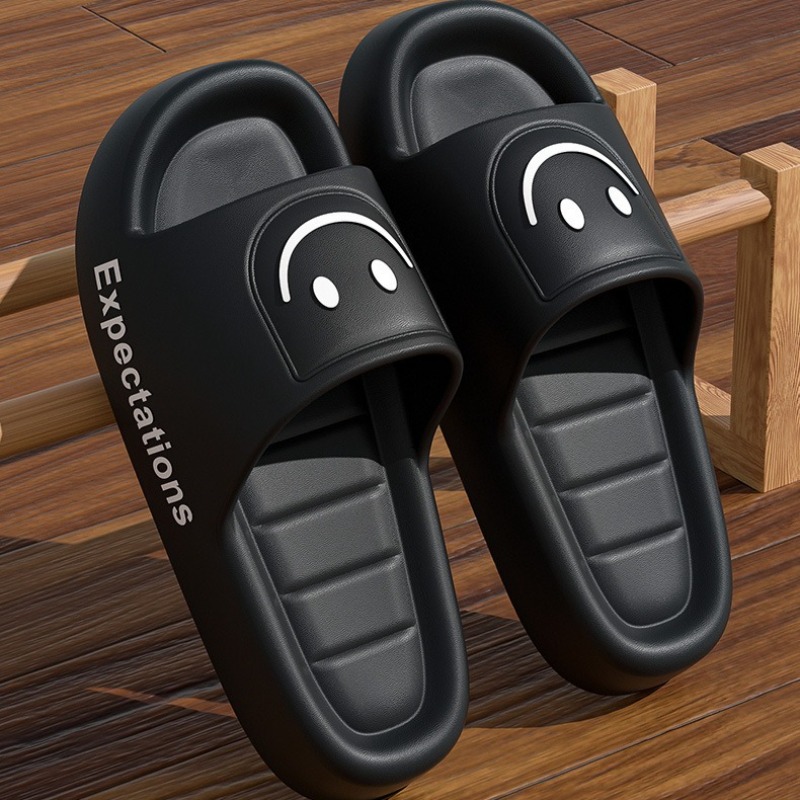 Ciabatte Estive alla Moda con  - Mens Fashion Modern recensione e prezzo